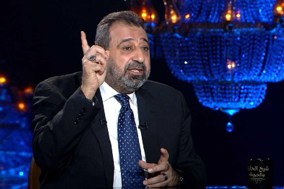 البلدوزر عن أحمد عبدالقادر.. إنك تقعد لاعب غصب عنه وتقوله هبطلك كورة دا كان زمان